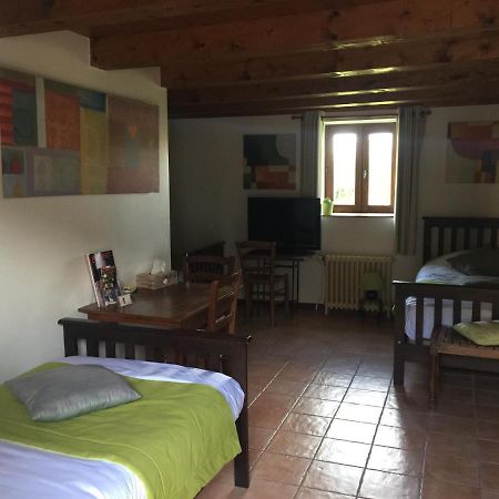 Bed and Breakfast Le Moulin De Champagne Viriat Екстер'єр фото