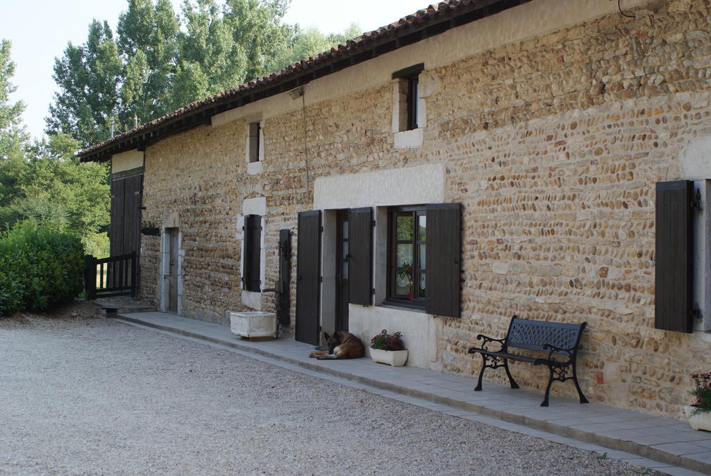 Bed and Breakfast Le Moulin De Champagne Viriat Екстер'єр фото