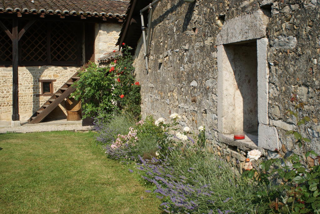 Bed and Breakfast Le Moulin De Champagne Viriat Екстер'єр фото