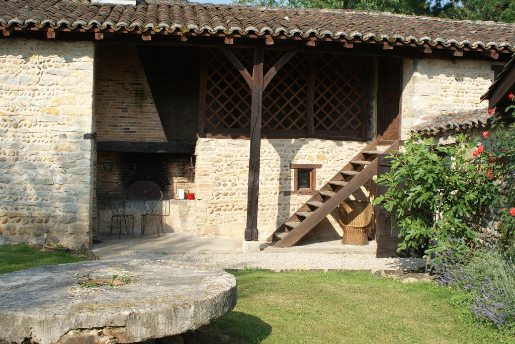 Bed and Breakfast Le Moulin De Champagne Viriat Екстер'єр фото