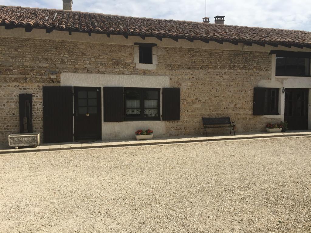 Bed and Breakfast Le Moulin De Champagne Viriat Екстер'єр фото