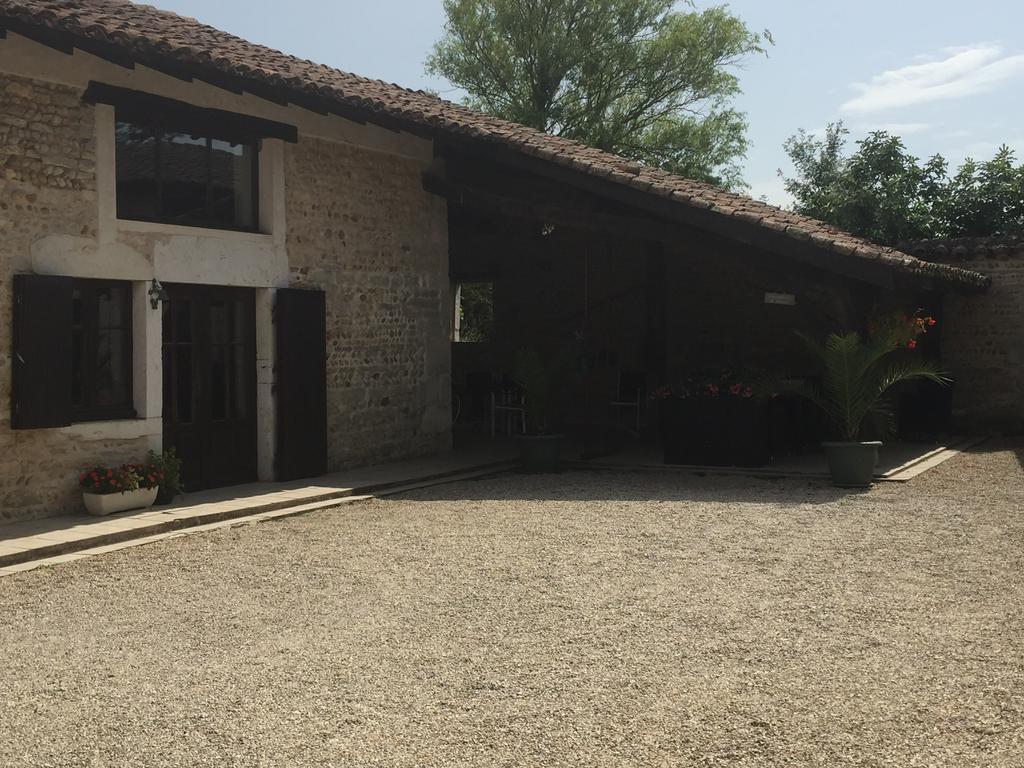 Bed and Breakfast Le Moulin De Champagne Viriat Екстер'єр фото