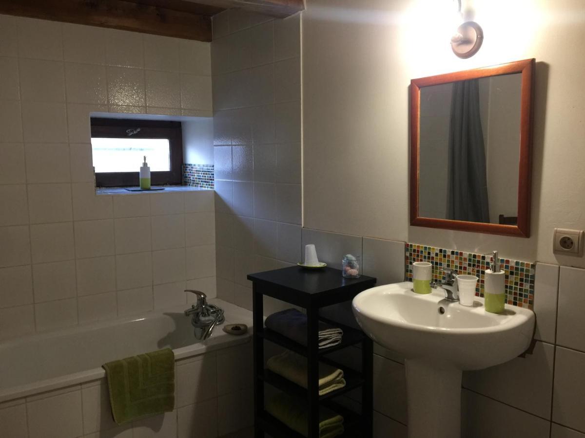 Bed and Breakfast Le Moulin De Champagne Viriat Екстер'єр фото